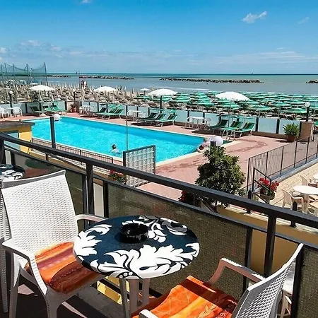 Apollonia Sea View & Pool 3* Лидо-ди-Савио