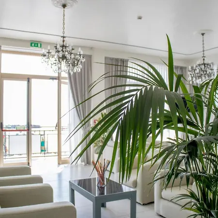 Apollonia Sea View & Pool 3* Lido Di Savio