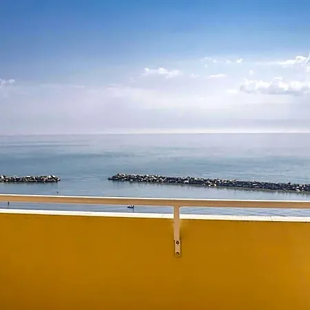 Apollonia Sea View & Pool Hotel
