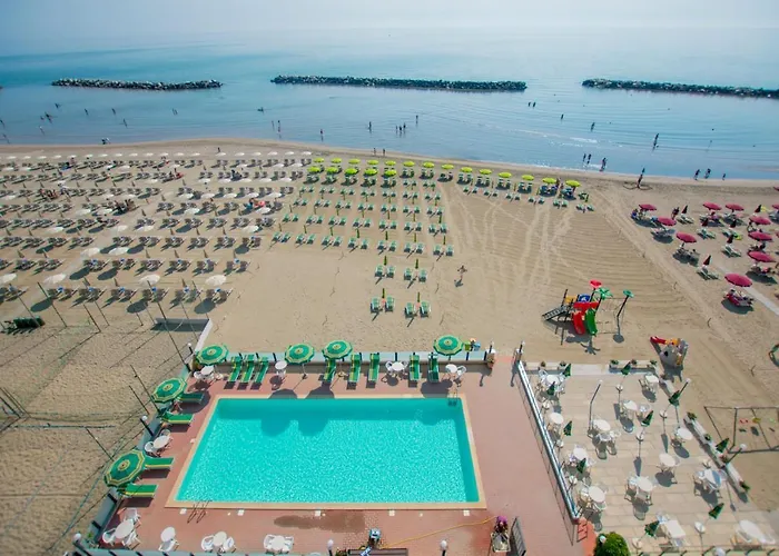 Hotel Apollonia Sea View & Beach Pool 호텔 리도 디 사비오