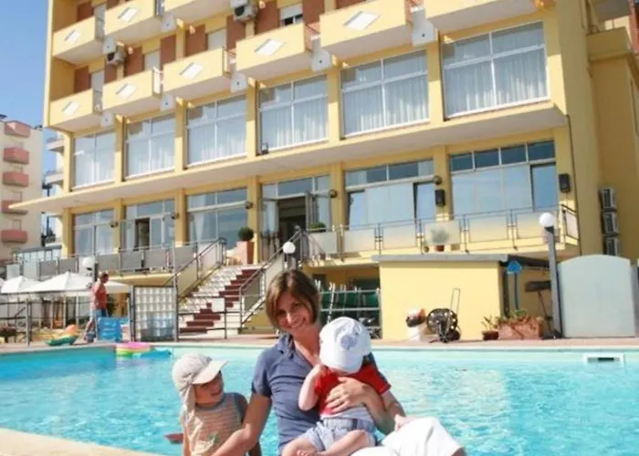 Hotel Apollonia Sea View & Beach Pool 호텔 리도 디 사비오
