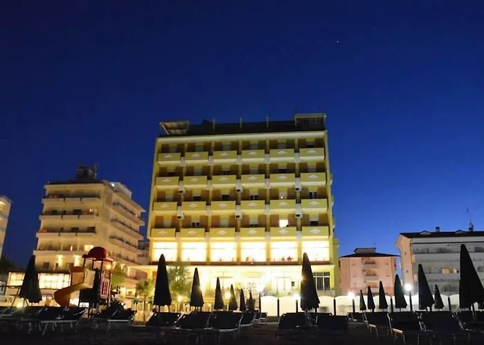 Apollonia Sea View & Beach Pool 3*