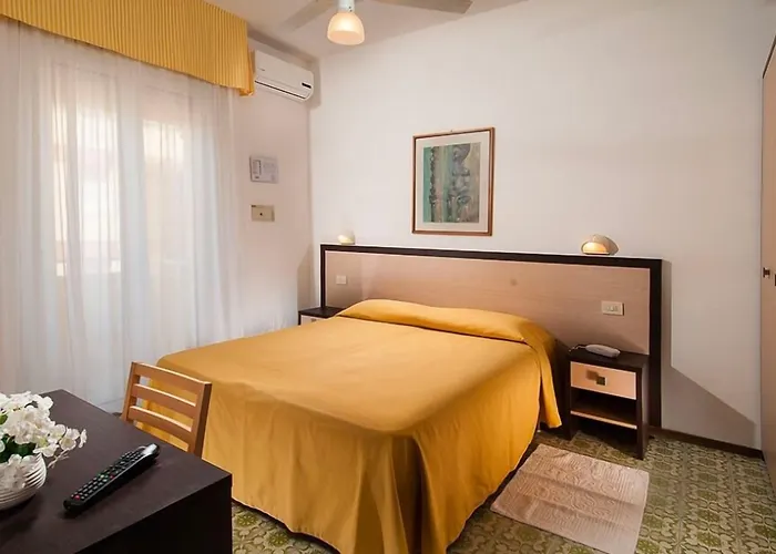 Apollonia Sea View & Beach Pool